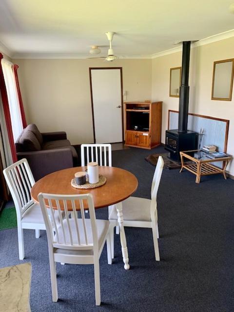Montville Holiday Apartments Extérieur photo
